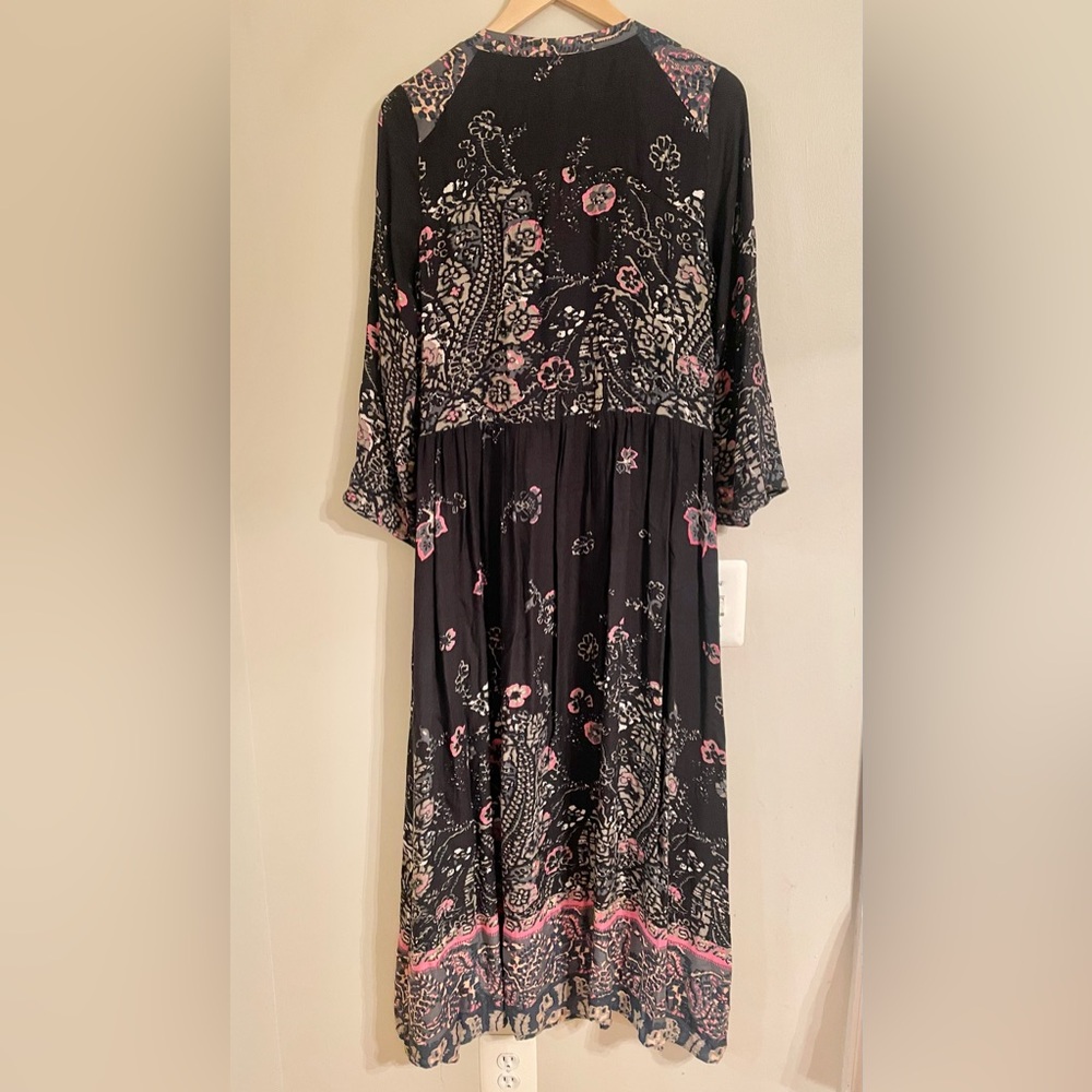 Free people “If you only knew “ maxi dress w/leg slits and tie neck size small - Picture 6 of 15